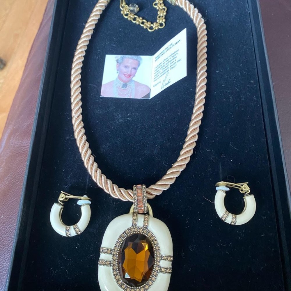 HEIDI DAUS  BOLD MOVE PENDANT WITH CORD NECKLACE AND EARRINGS ART DECO STYLE